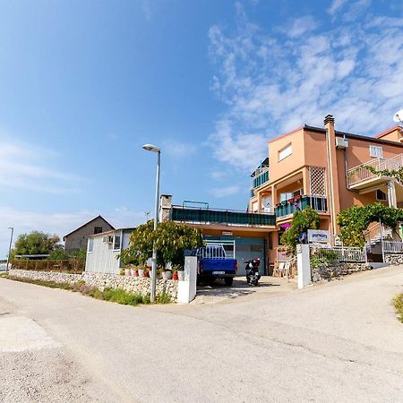 Apartments Nada Rogoznica  Bagian luar foto