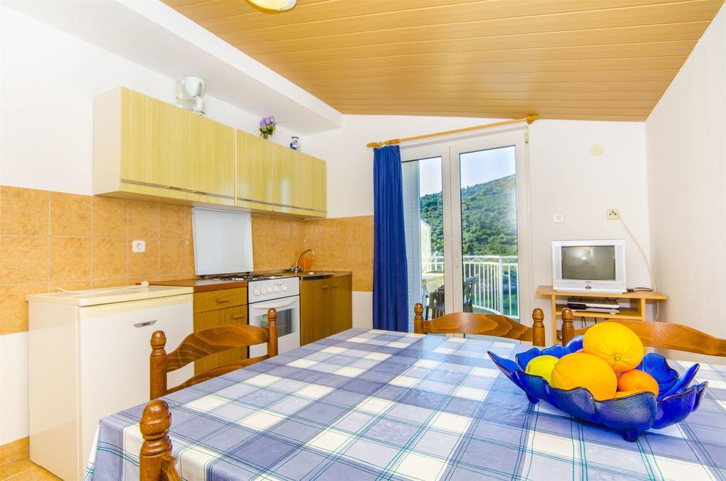 Apartments Nada Rogoznica  Bagian luar foto