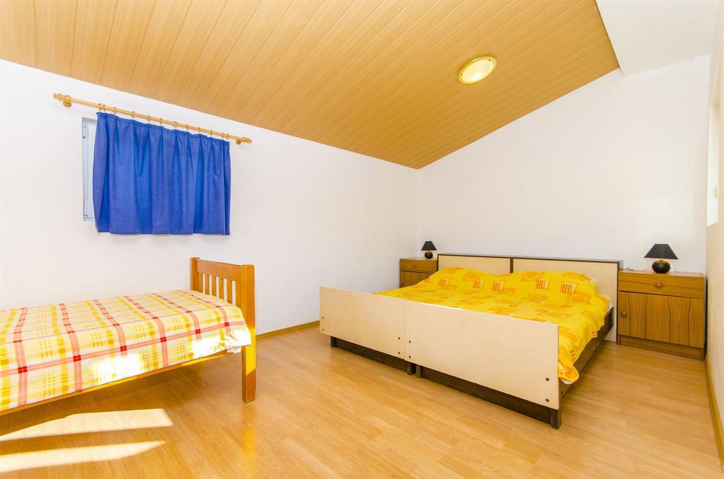 Apartments Nada Rogoznica  Bagian luar foto