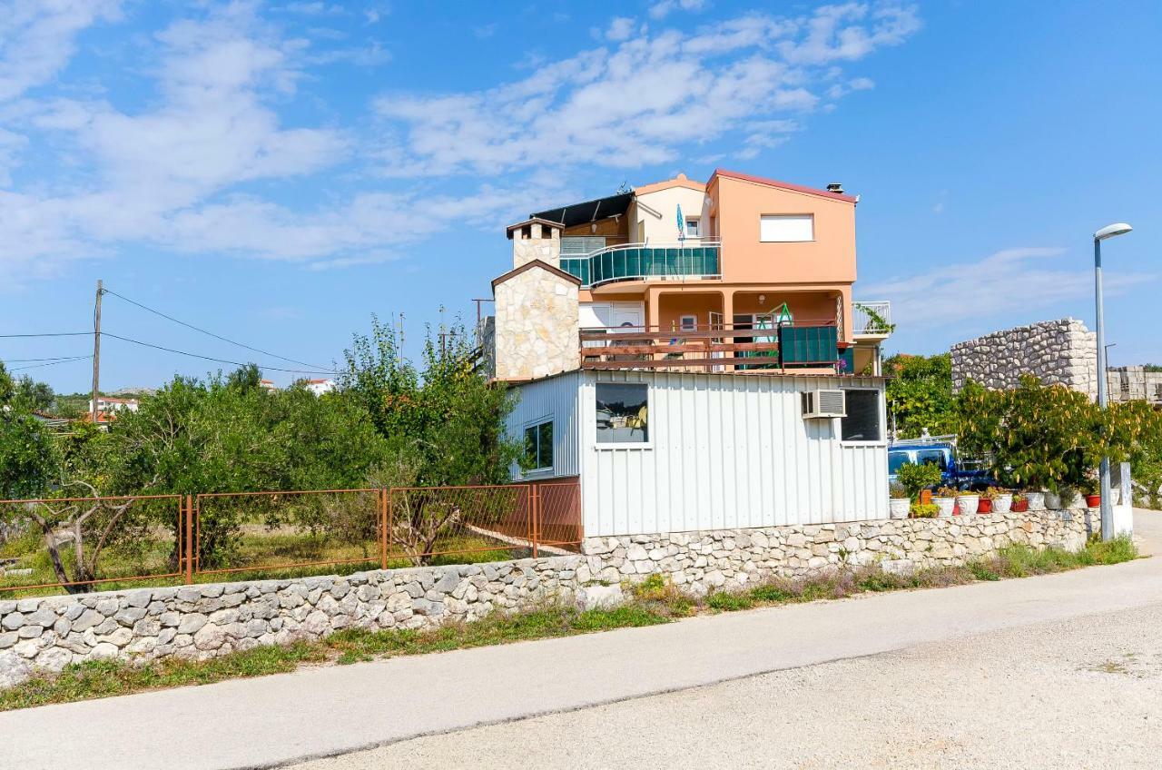 Apartments Nada Rogoznica  Bagian luar foto